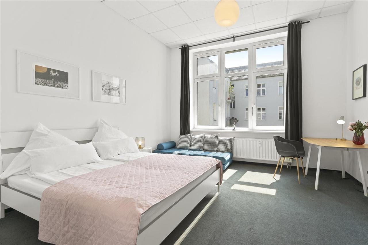 Holiday 33 Apartments Abcd Alexanderplatz Берлін Екстер'єр фото